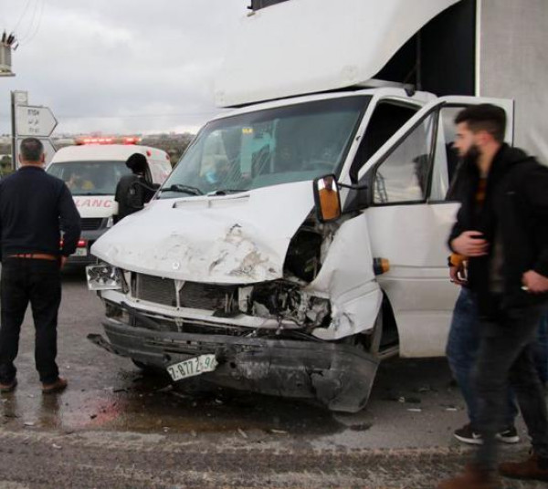 أربع إصابات بحادث سير بين مركبة اسرائيلية وفلسطينية قرب تقوع ببيت لحم