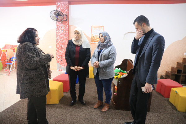 د. حمد تزور مشروع مركز حياة لحماية وتمكين النساء والعائلات