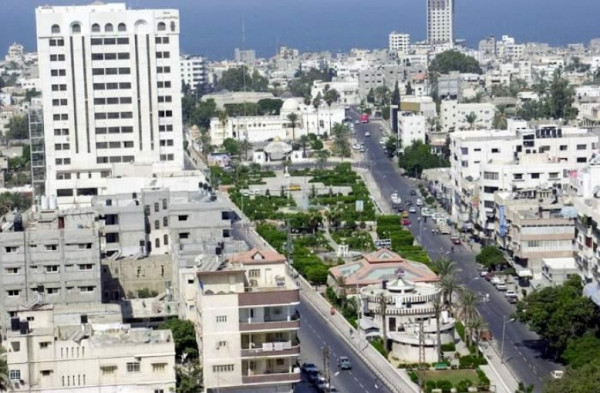 رئيس بلدية غزة: نقوم بعملية مستمرة لتنظيم الأسواق والطرق بالمدينة