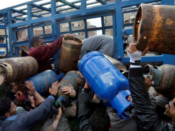 نقابة العاملين بتوزيع الغاز: وصول سيارات نقل غاز الطهي المصري لمعبر رفح
