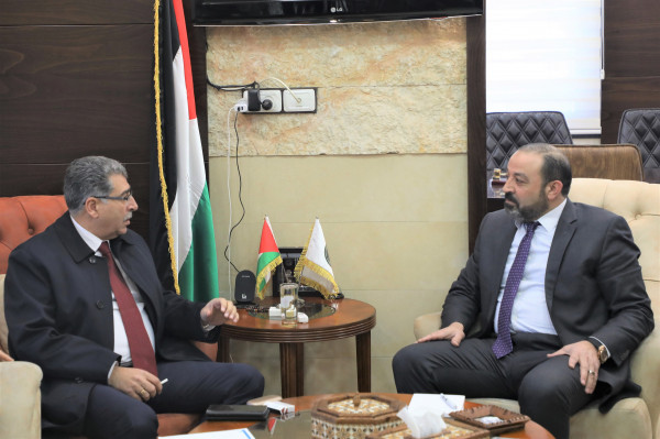 النائب العام يلتقي رئيس مجلس إدارة مصلحة مياه محافظة القدس