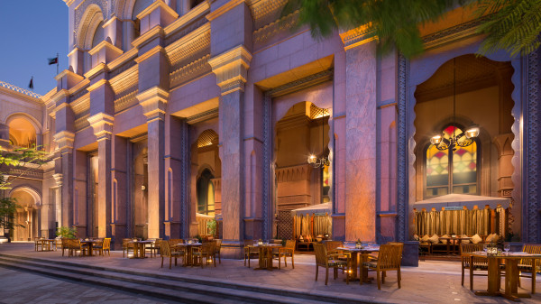 "حفلة شواء إماراتية" في مطعم "مزلاي" بقصر الإمارات ابتداءً من فبراير القادم