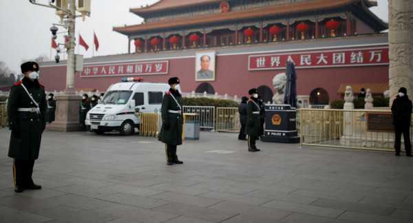 بكين تُسجّل أول حالة وفاة بفيروس (كورونا)