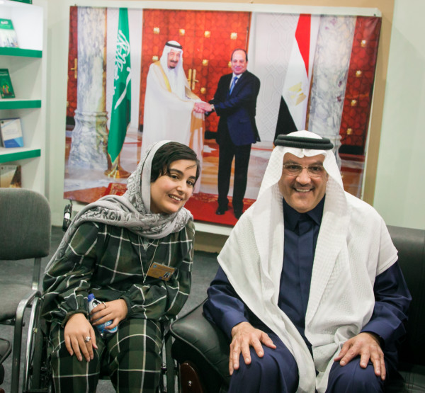 السفير السعودي يزور جناح المملكة في معرض القاهرة الدولي للكتاب