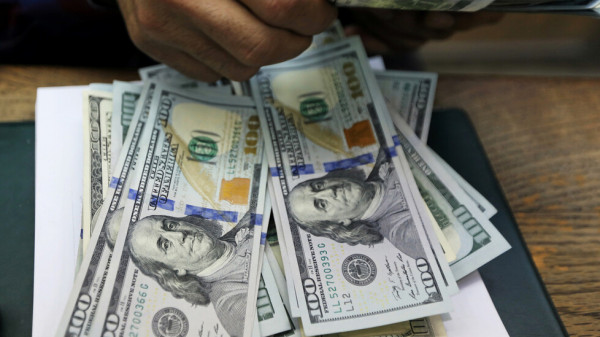 توقعات بتغييرات مفاجئة في سعر الدولار مقابل الجنيه المصري