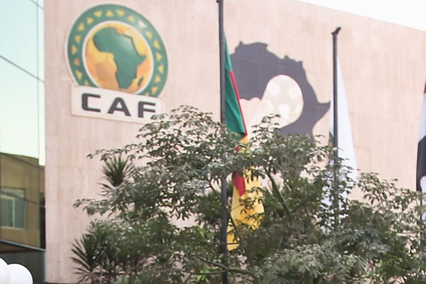 أروقة الاتحاد الإفريقي لكرة القدم تهتز بفضيحة كبيرة