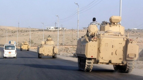 مقتل ضابطين مصريين و10 مسلحين خلال إحباط هجوم مسلح بشمال سيناء