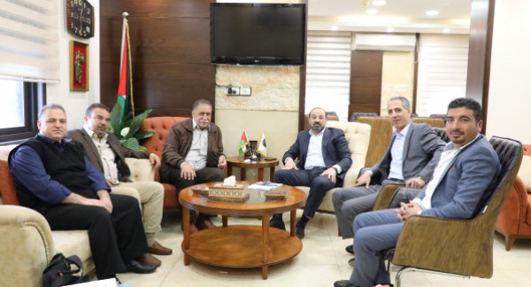 النائب العام يلتقي وفداً من نقابة الأطباء الفلسطينيين