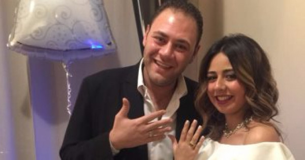 محمد رزق ينفصل عن زوجته الإعلامية