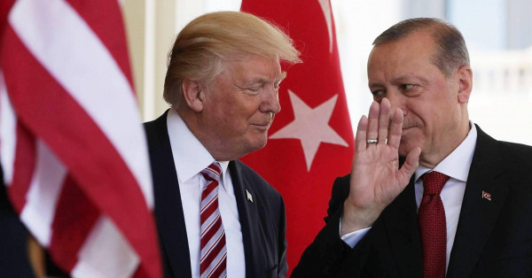 ترامب يُدافع عن أردوغان ويصفه بالرجل الشديد