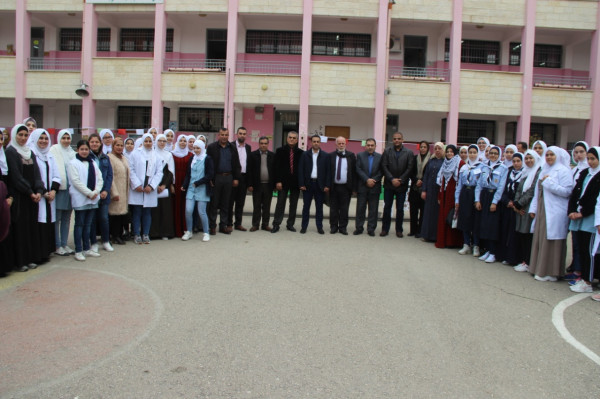 افتتاح بازار خيري في مدرسة بنات الشيماء الثانوية