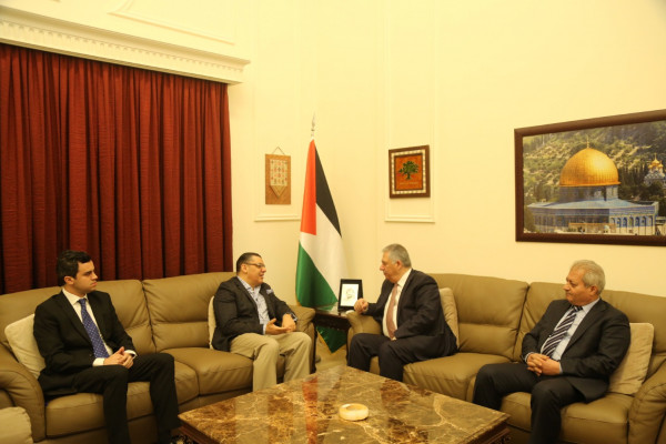 دبور يستقبل السفيرالمصري في لبنان