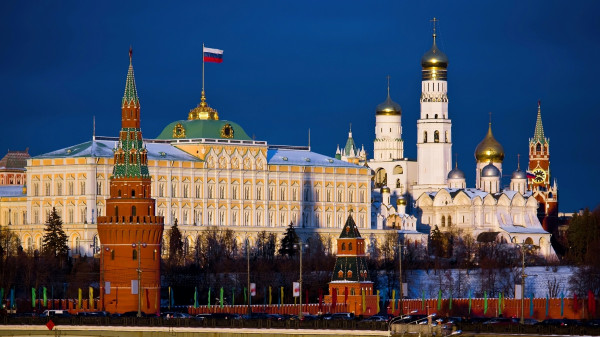 الكرملين: مزاعم تدخل موسكو لدعم حملة ترامب "جنون"