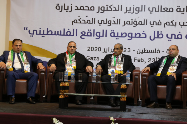 زيارة: الحكومة تعمل حالياً على إعداد ثلاثة عناقيد لغزة