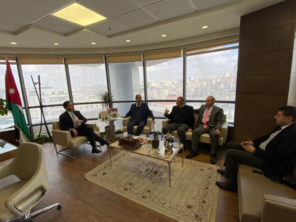 ملتقى رجال الأعمال الفلسطيني يلتقي السفير الاردني