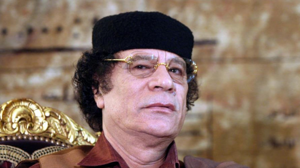 شاهد: رسالة خطية من أرملة القذافي لدونالد ترامب