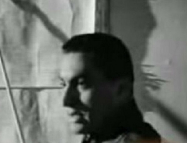 شاهد: فيديو نادر لمبارك ممثلا في فيلم مصري قديم