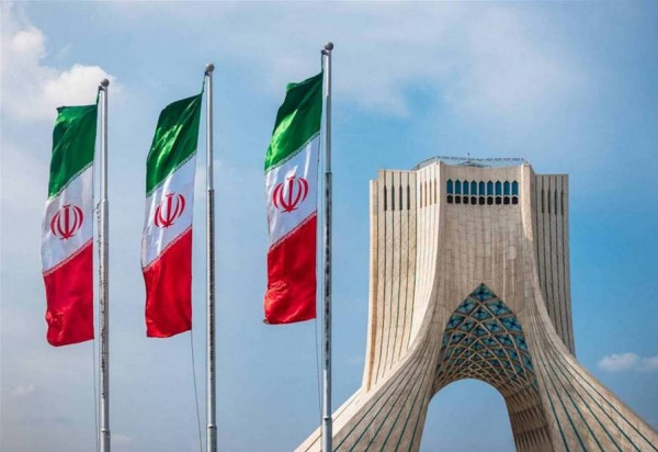 إيران تُوجًه اتهامات خطيرة: هذا الرئيس سبب انتشار (كورونا)