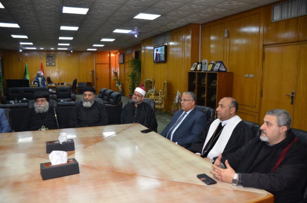 محافظ الاسماعيلية يؤكد على تفعيل قرار رئيس مجلس الوزراء بتعليق جميع الفعاليات