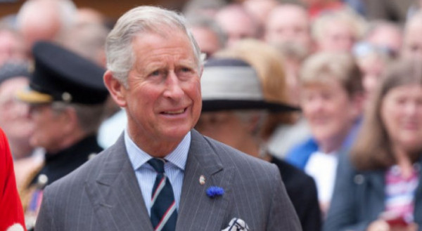 الأمير تشارلز يخرج من العزل وارتفاع عدد الوفيات بفيروس (كورونا) في بريطانيا