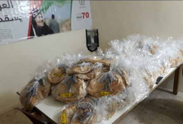 اللجنة الشعبية في اقليم الخروب توزع 300 ربطة خبز للعائلات المحتاجة