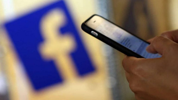 تعطل "فيسبوك وإنستغرام وواتساب" لدى عشرات الآلاف حول العالم