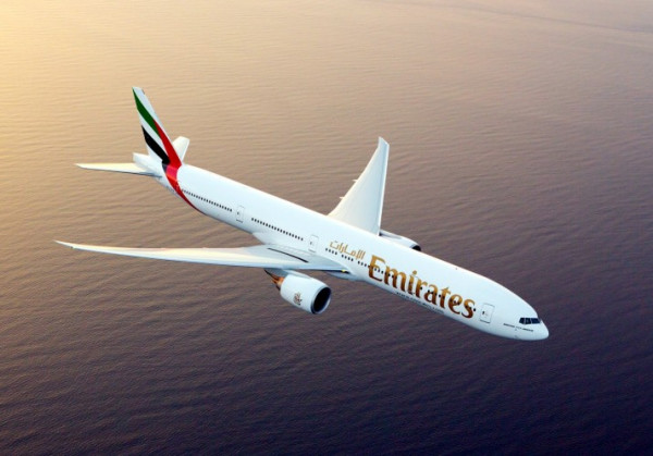 طيران الإمارات تستأنف عملياتها على نطاق محدود
