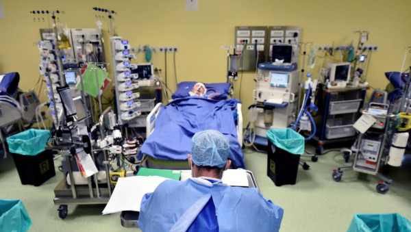 تقديرات طبية إسرائيلية: 57 ألف مصاب بفيروس (كورونا) بمدينة "بني براك"