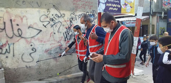 غزة:"الديمقراطية" تنفذ حملة تعقيم واسعة في دير البلح وتدعو لتعزيز المشاركة المجتمعية