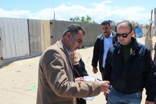 هيئة فلسطين العربية للاغاثة والتنمية الأهلية توزع مساعدات في خانيونس