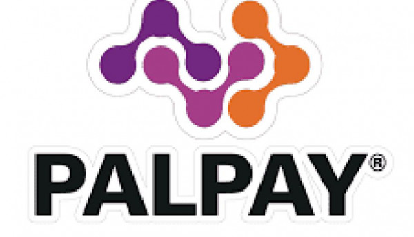 شركة PalPay تتبرع بنصف مليون شيكل للأسر المهمشة جراء الوباء