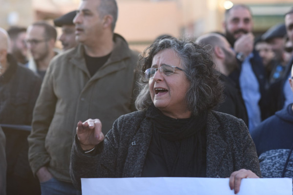 مطالبات بإلغاء أنظمة الطوارئ التي تسمح بفصل النساء الحوامل بدون إذن خاص