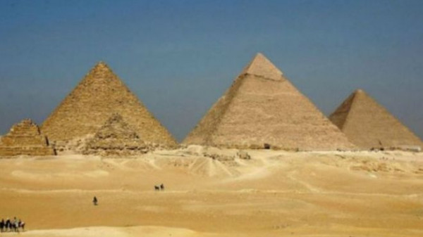 مفتي مصر الأسبق: النبي إدريس هو من بدأ بناء الأهرامات وأبو الهول تجسيد له