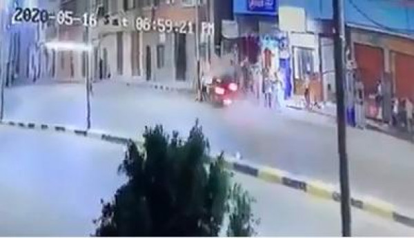 حادثة هزت مصر.. شاهد لحظة دهس سيارة لأربعة أطفال من عائلة واحدة