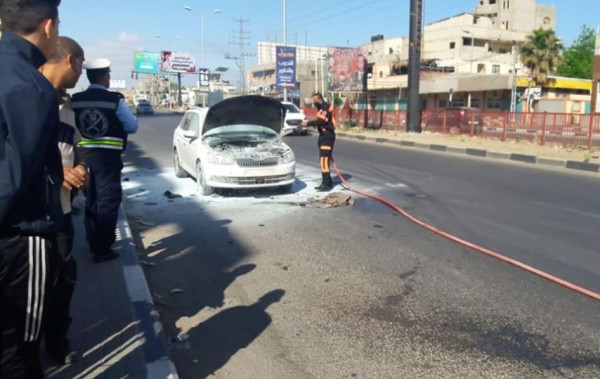 الدفاع المدني يُخمد حريقًا نشب بسيارة وسط قطاع غزة