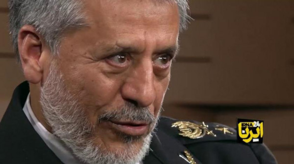 وكالة إيرانية تحذف حواراً مسجلاً لمنسق الجيش يُوجه فيه انتقادات ضمنية لـ (الحرس)