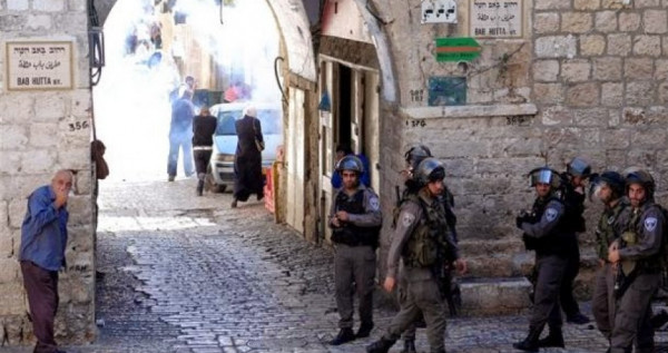 عبيدات: عمليات هدم المحال التجارية في القدس تهدف لتهويد واجهة المدينة