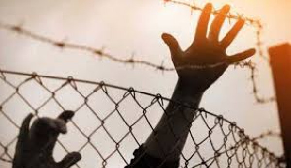 الأسرى في سجن (هداريم) يبلورون خطة إضراب مفتوح عن الطعام
