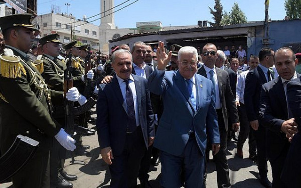 الرئيس عباس يُمدد حالة الطوارئ لثلاثين يوماً تبدأ بالرابع من الشهر الجاري
