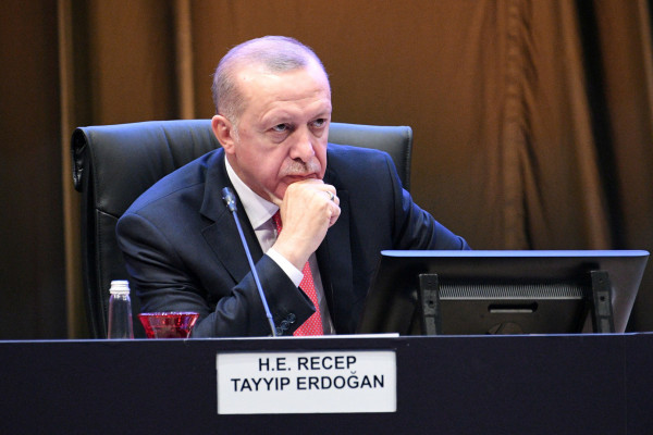 (كورونا): أردوغان يلغي حظر التجوال نهاية الأسبوع في 15 ولاية تركية