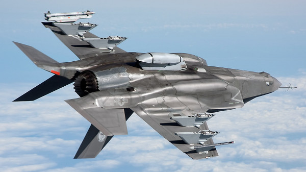 أربع طائرات جديدة من طراز F-35 "الشبح" تصل إسرائيل الشهر القادم