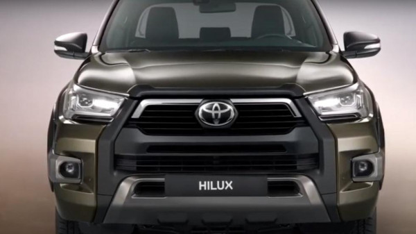 شاهد كيف أصبحت الجبارة Hilux