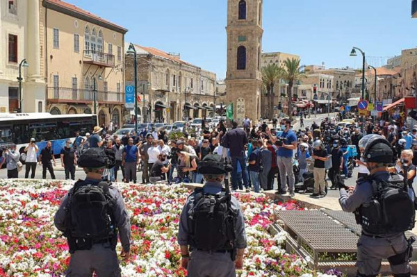 فلسطينيو 48 يحتجون على قرار تدمير مقبرة إسلامية في يافا