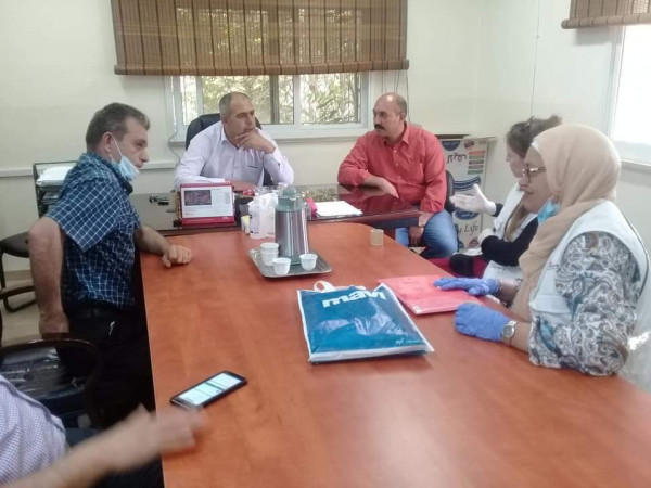 تنمية الخليل ومؤسسة أطباء بلا حدود يبحثان التعاون