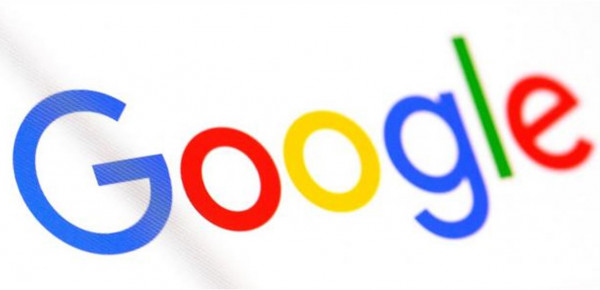 "غوغل" توسع خدمة "دردشة الفيديو" لأكثر من 32 شخصاً