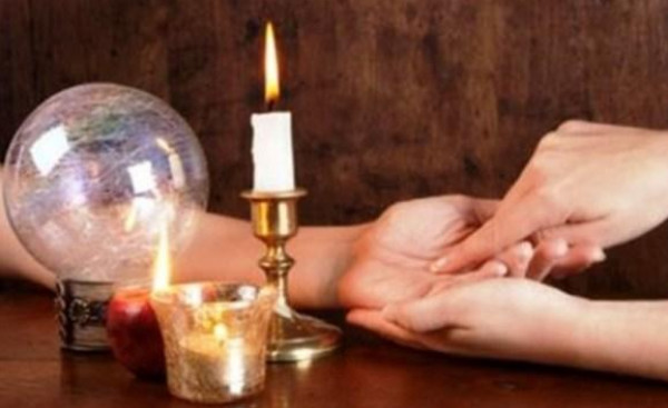 تفاصيل مروعة لوفاة طفل تونسي على يد عرّافة