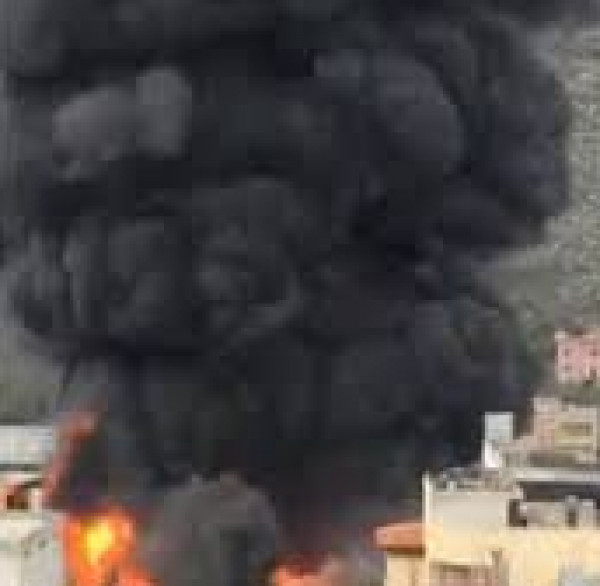 شاهد: حريق كبير في حسبة الخضار شرق نابلس