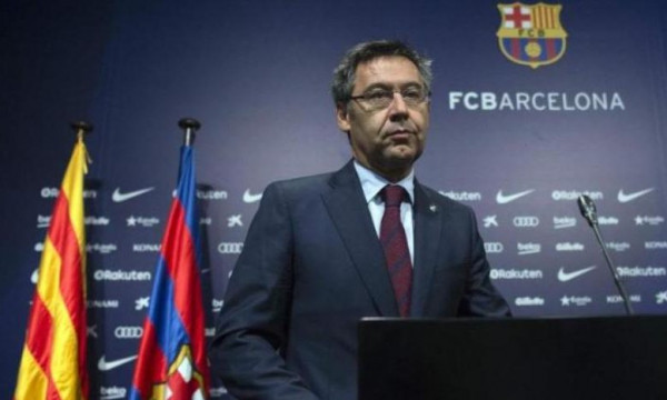 رئيس برشلونة: لا أفكر في الاستقالة
