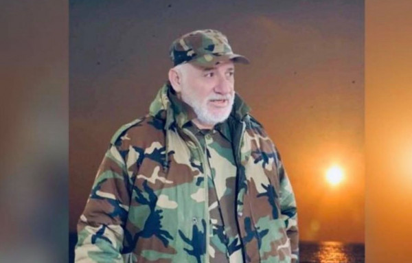 (عبد الله) يشيد بصمود الرئيس عباس والقيادة الفلسطينية متسلحاً بالالتفاف الشعبي الواسع