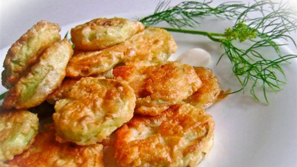 أربعة أطعمة مقلية لا تحب الزيت